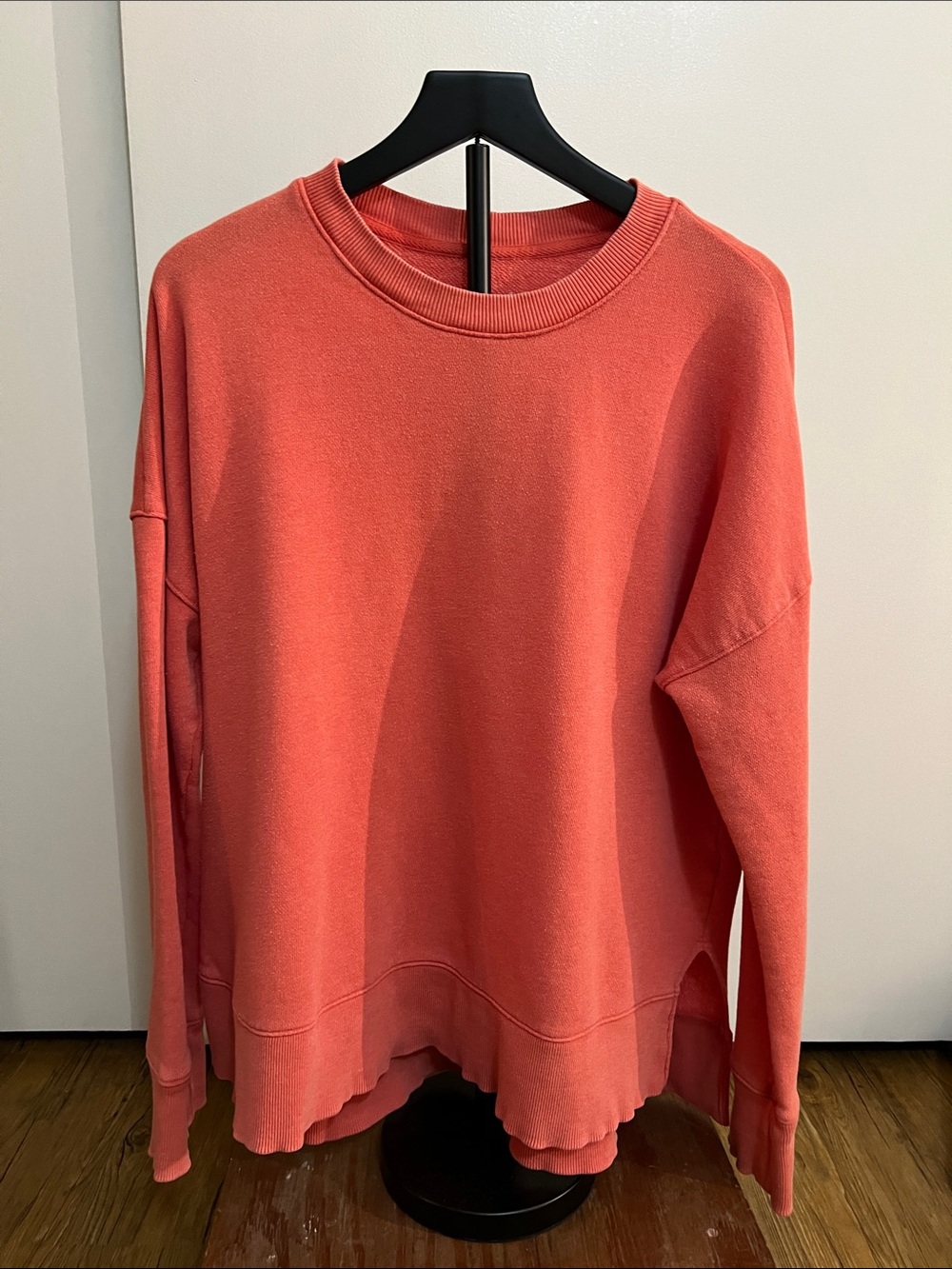 Women’s Time and Tru Coral Crewneck Sweatshirt